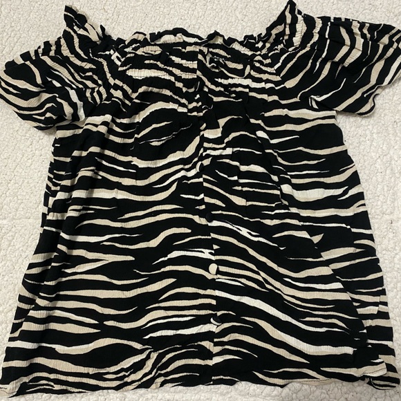 Off the shoulder crop top - Picture 1 of 1